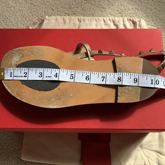 VALENTINO rockstud metallic “Alce” thong sandal - Picture 12 of 14